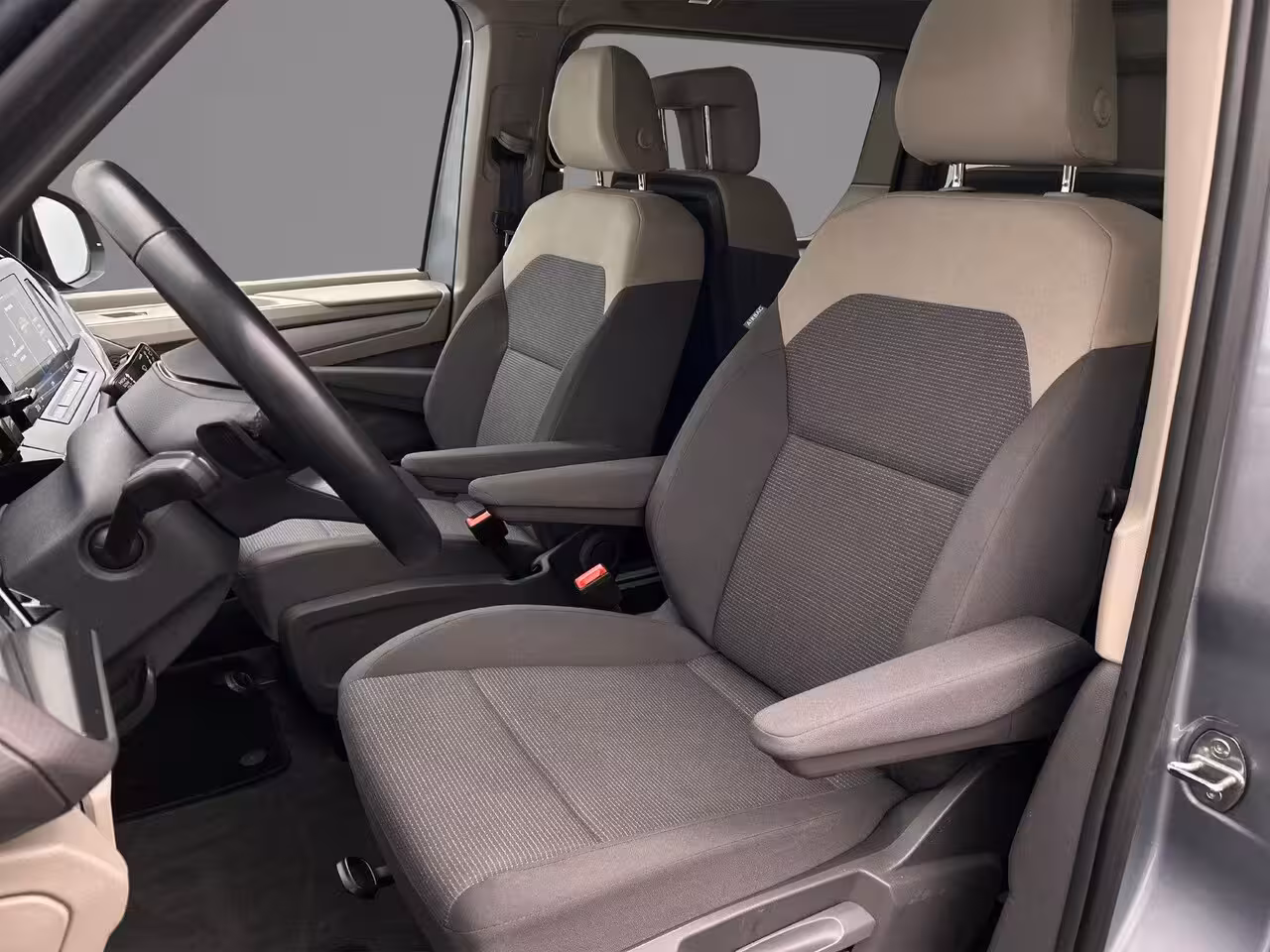 Volkswagen Multivan 1.5 TSI 245pk DSG eHybrid L2 4Motion | Incl. BTW/BPM | 7 persoons vis-a-vis | Adaptive-cru