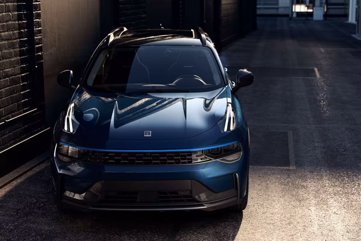 Lynk & Co 01