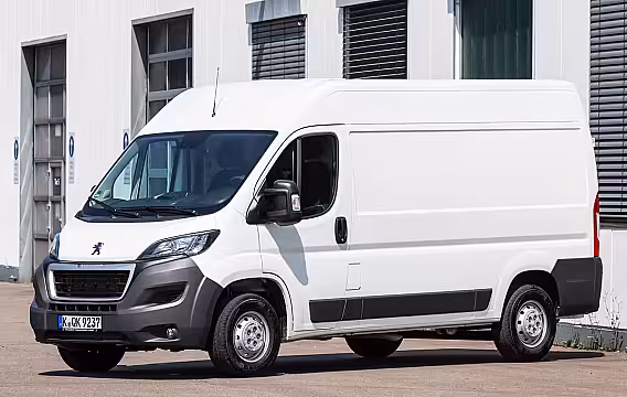 Peugeot e-Boxer