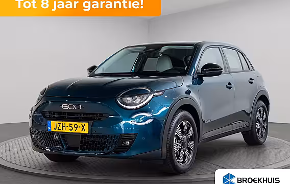 Fiat 600 1.2 Hybrid 145PK Icon | Tot 8 Jaar Garantie | Camera | Navigatie | Stoelverwarming | Clima