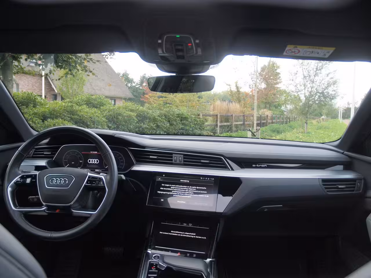 Audi e-tron Sportback 55 quattro S edition 95 kWh | SOH 92% | S-Line Stoelen | Panoramadak | Bang & Olufsen | Ca