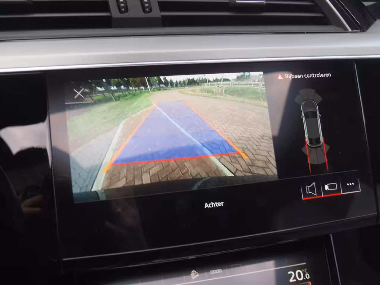 Audi e-tron Sportback 55 quattro S edition 95 kWh | SOH 92% | S-Line Stoelen | Panoramadak | Bang & Olufsen | Ca