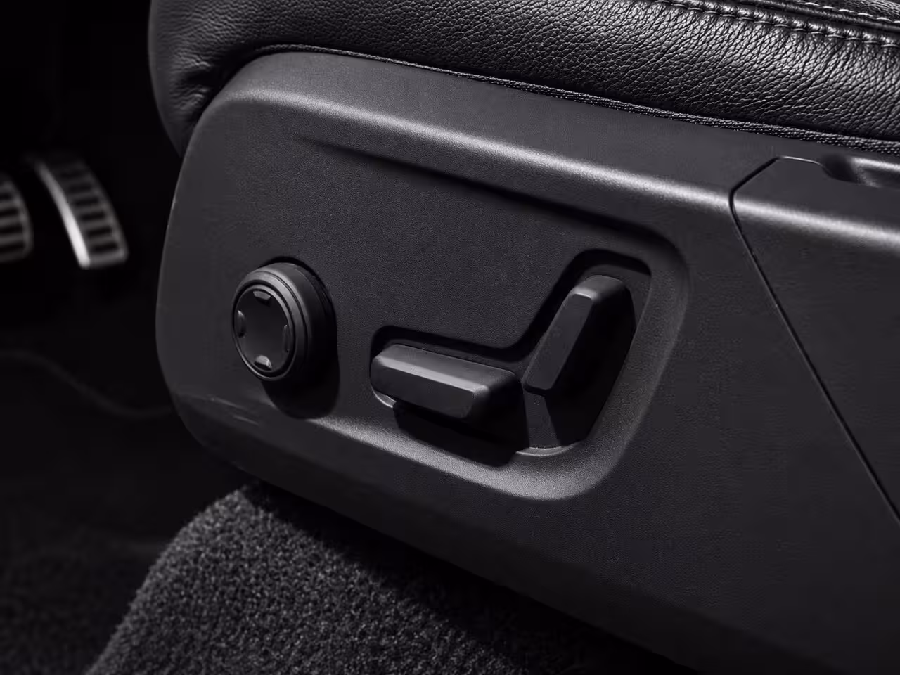 Volvo XC40 1.5 T5 Recharge | R Design | H/K | PANO | 360CAM