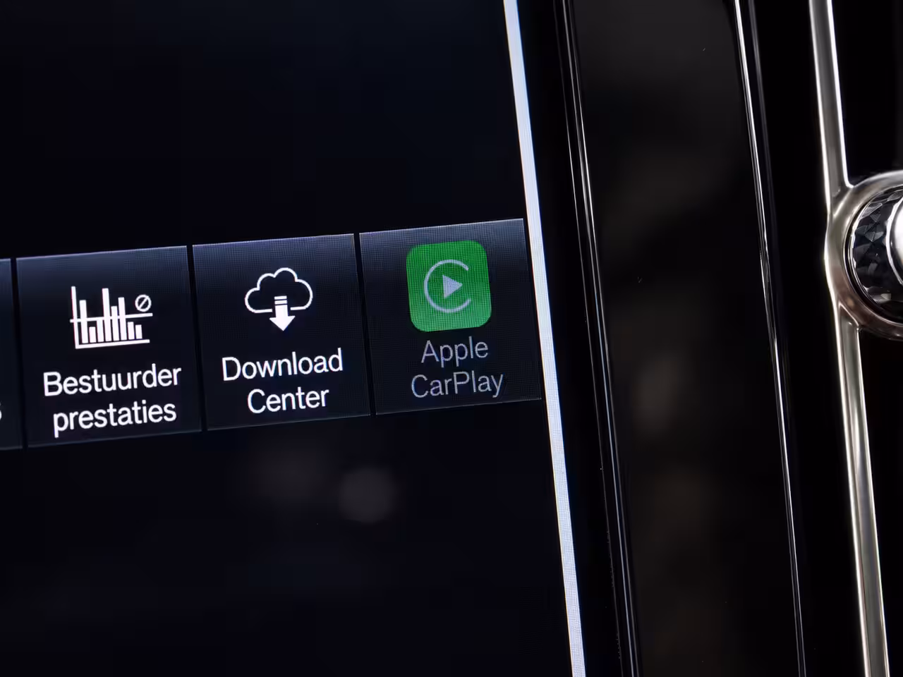 Volvo XC40 1.5 T5 Recharge | R Design | H/K | PANO | 360CAM