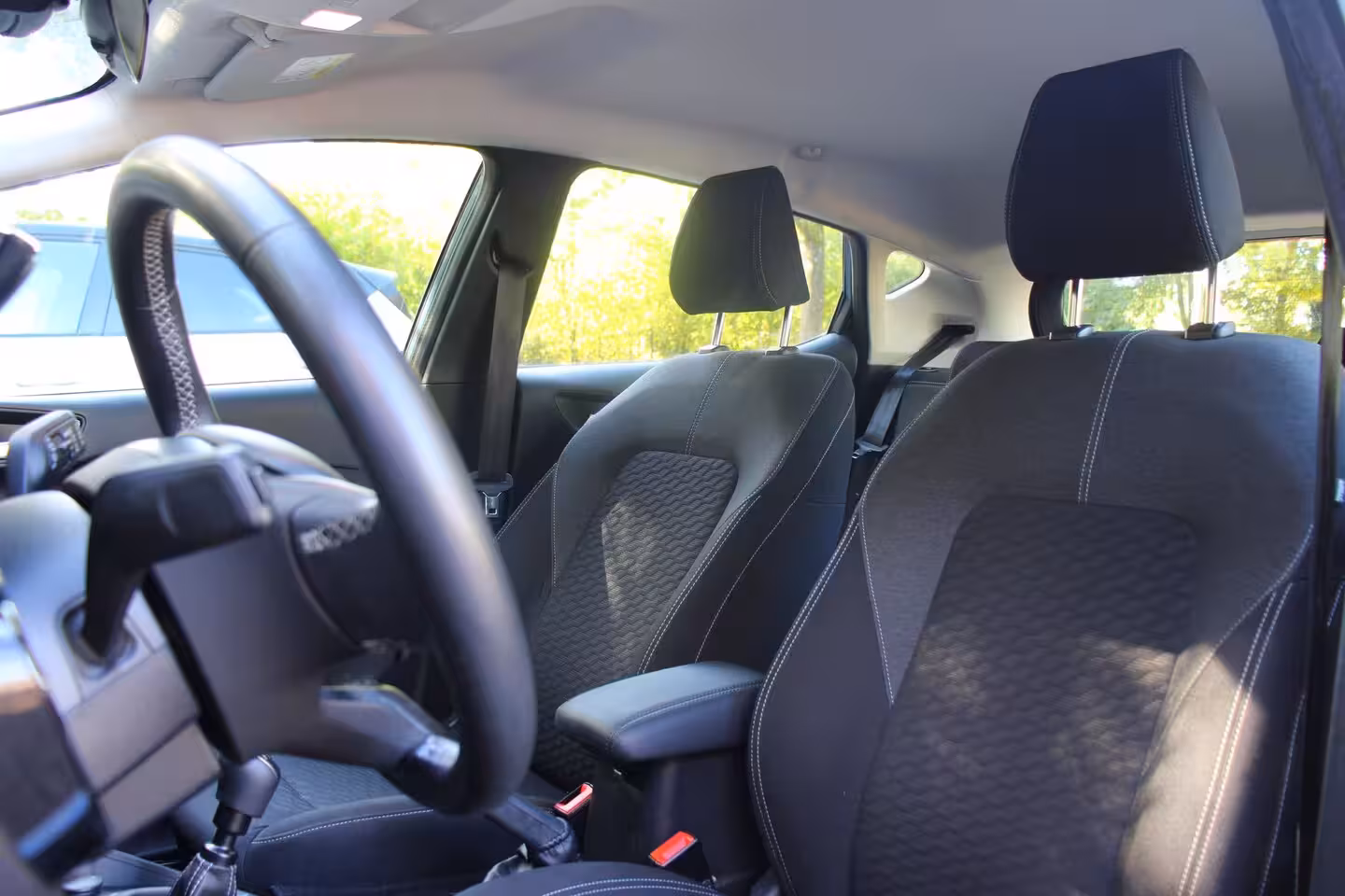 Ford Fiesta 1.0 EcoBoost Hybrid Titanium 125PK | ORIGINEEL NL | 1E EIGENAAR | DEALER OH | CRUISE | PAR