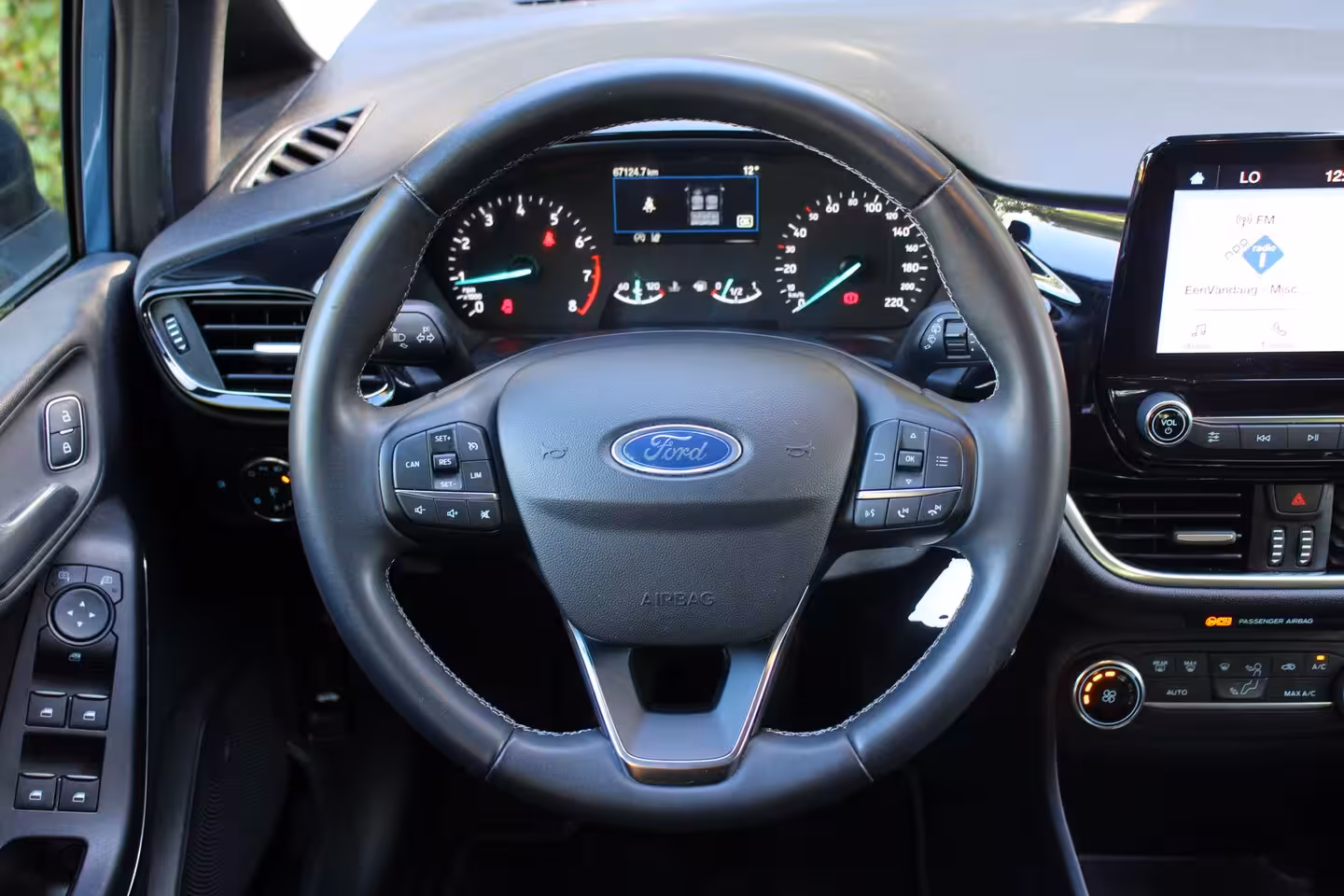 Ford Fiesta 1.0 EcoBoost Hybrid Titanium 125PK | ORIGINEEL NL | 1E EIGENAAR | DEALER OH | CRUISE | PAR