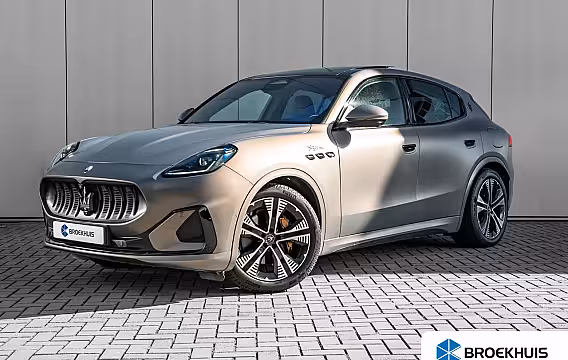Maserati Grecale AWD Folgore 105kWh l Luchtvering l 360 gr Camera l High End Sound l Panoramadak l Stoelver