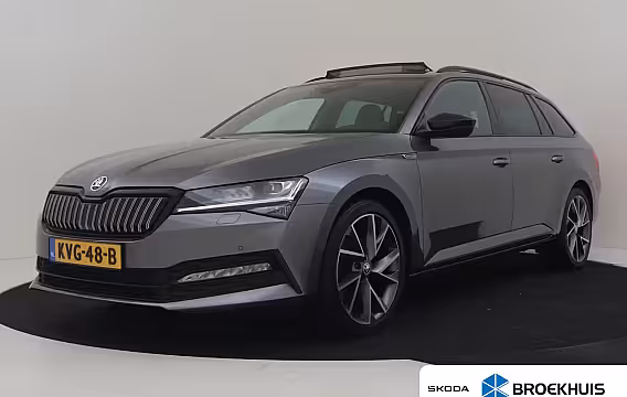 Skoda Superb Combi 1.4 TSI iV Sportline Business l Elekt. Stoel incl Memory l Pano Dak l Camera l Elektr. Kle