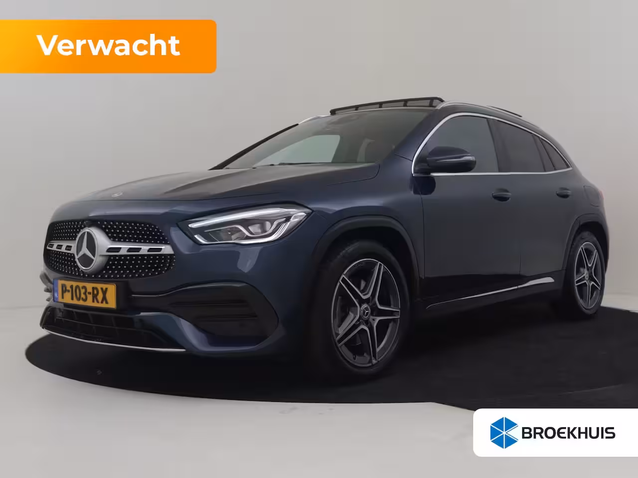 Mercedes-Benz GLA-Klasse 250 4MATIC AMG Line l Pano Dak l Leder/Alcantara l Trekhaak l Dodehoek Detectie l AMG l Sf