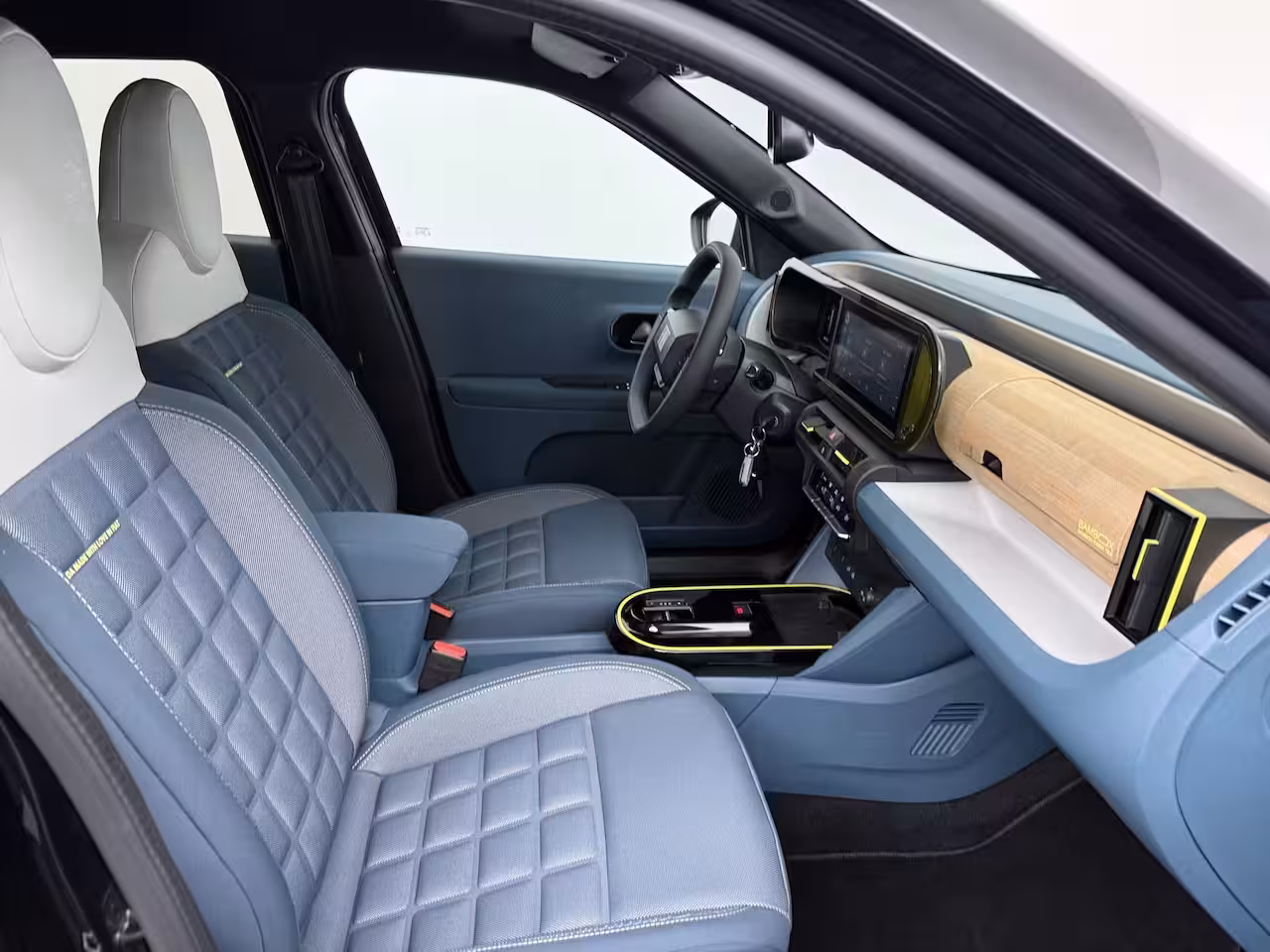 Fiat Grande Panda La Prima | 10, 25" touchscreen radio met Bluetooth, DAB & USB én Navigatie | Automatische