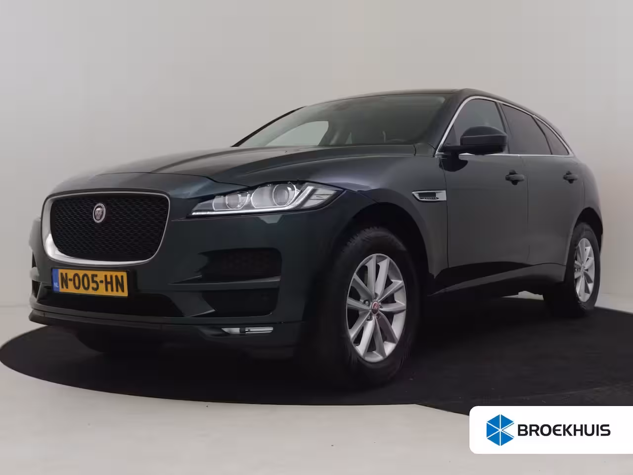 Jaguar F-Pace 2.0 Portfolio AWD 30t 300pk AUTO | Lederen bekleding | Elektrisch verstelb. voorstoelen |