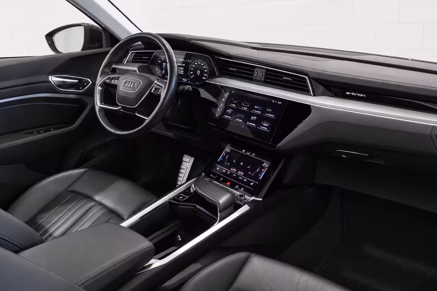 Audi e-tron 50 quattro 71 kWh | 91, 2% SoH | PANO | TRKHAAK |