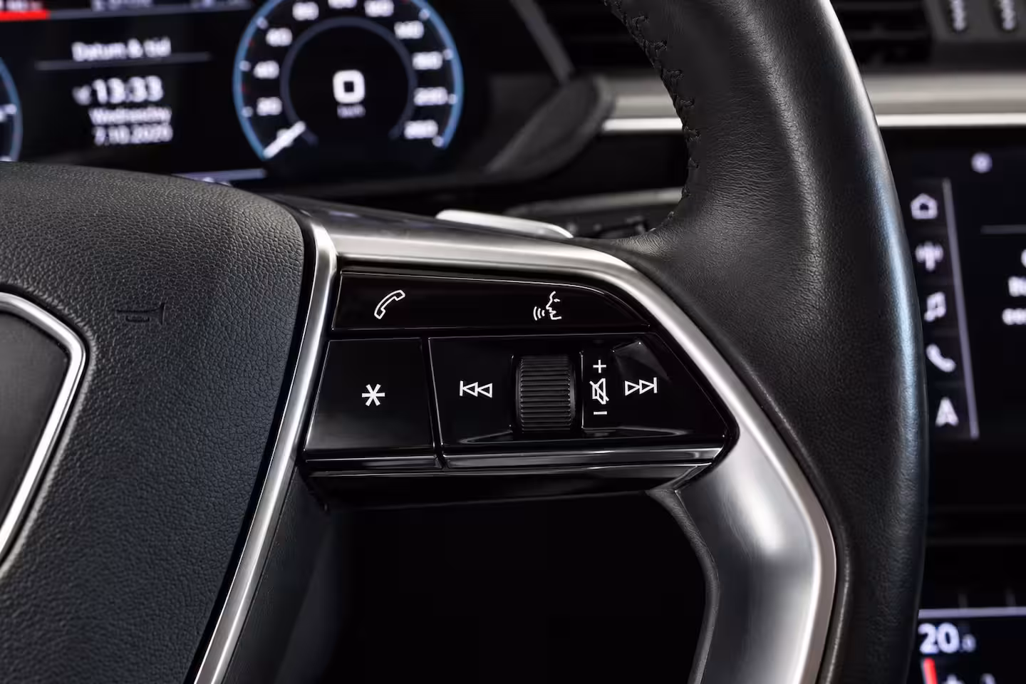 Audi e-tron 50 quattro 71 kWh | 91, 2% SoH | PANO | TRKHAAK |
