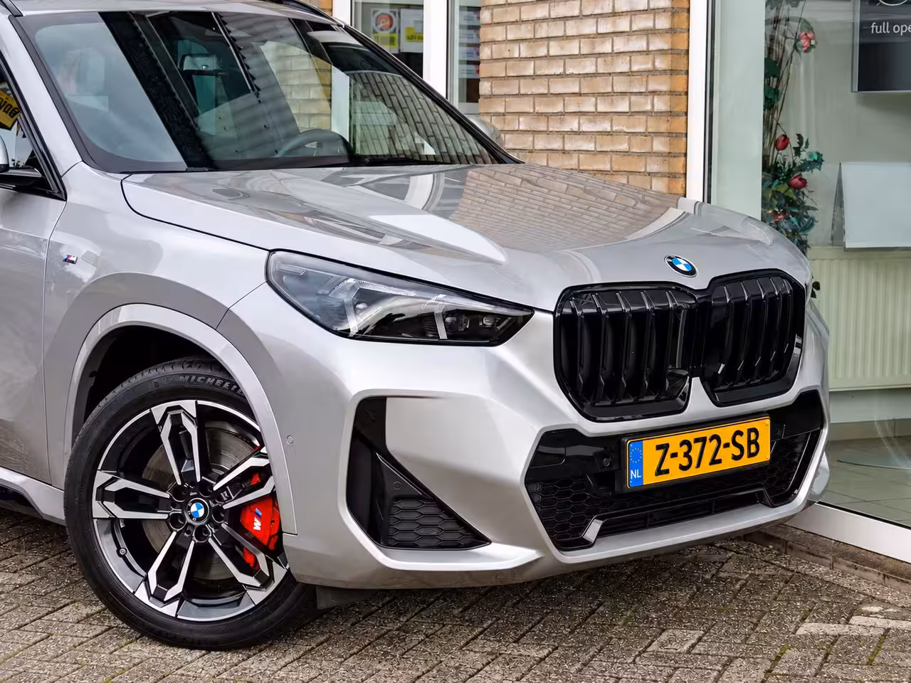 BMW X1 SDrive18i M-Sport PRO Massage Stoel|Camera|CarPlay|Navi|Live Cockpit Pro|Cruise|Clima|Shad