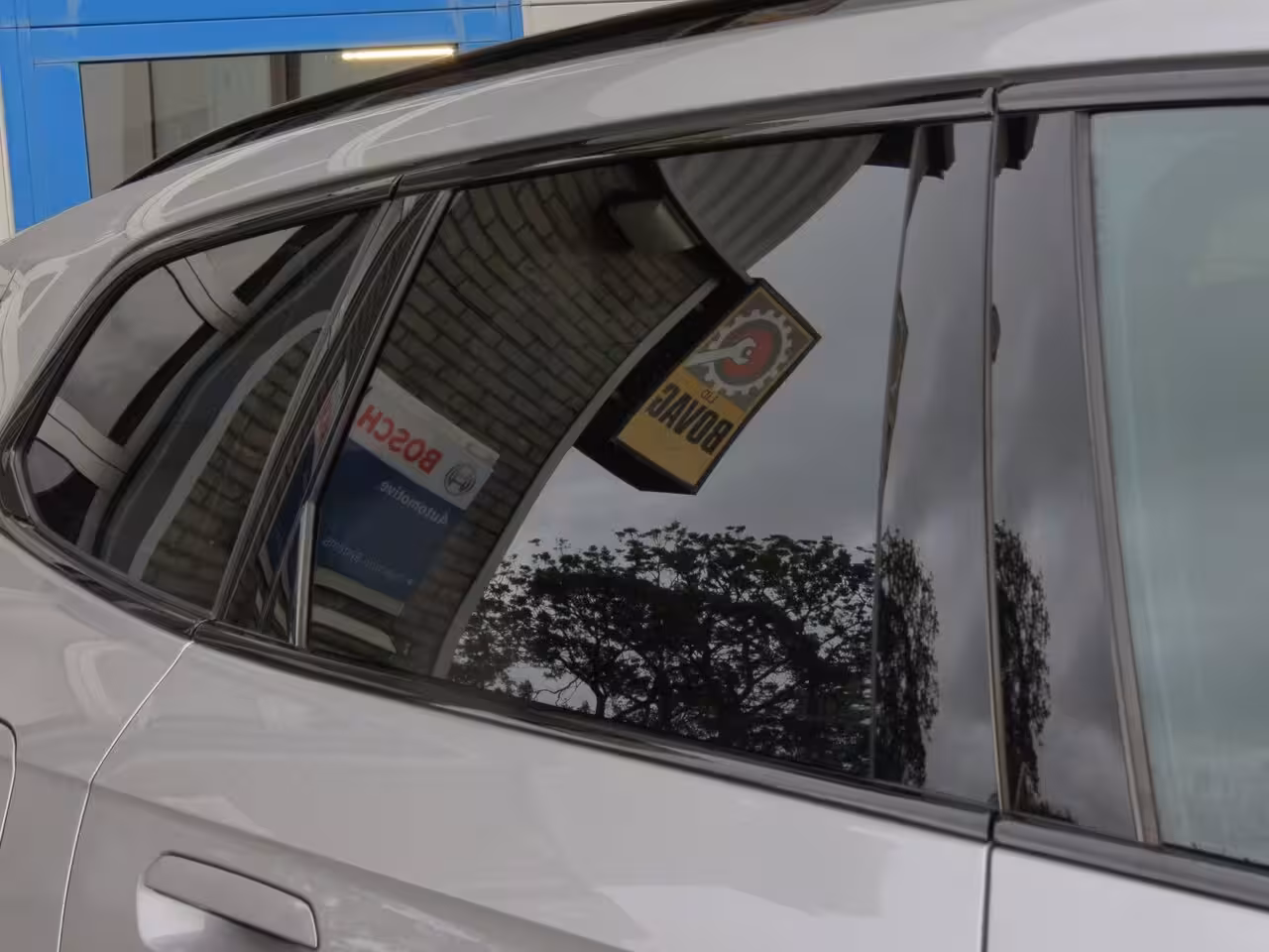BMW X1 SDrive18i M-Sport PRO Massage Stoel|Camera|CarPlay|Navi|Live Cockpit Pro|Cruise|Clima|Shad