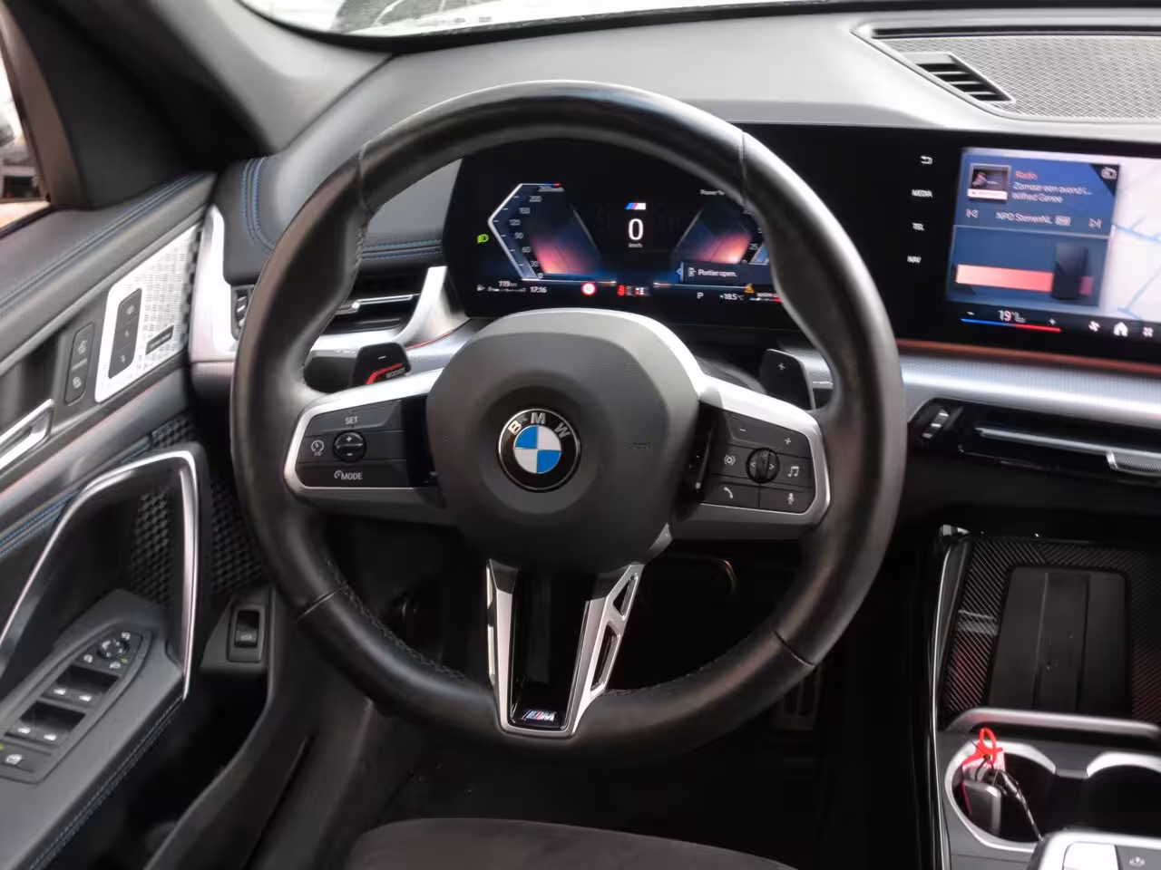 BMW X1 SDrive18i M-Sport PRO Massage Stoel|Camera|CarPlay|Navi|Live Cockpit Pro|Cruise|Clima|Shad