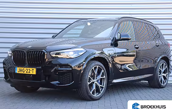 BMW X5 XDRIVE45E 394PK HIGH EXECUTIVE M-SPORT AUTOMAAT SOH 100% / NAVI / LEDER / FULL-LED / CLIMA