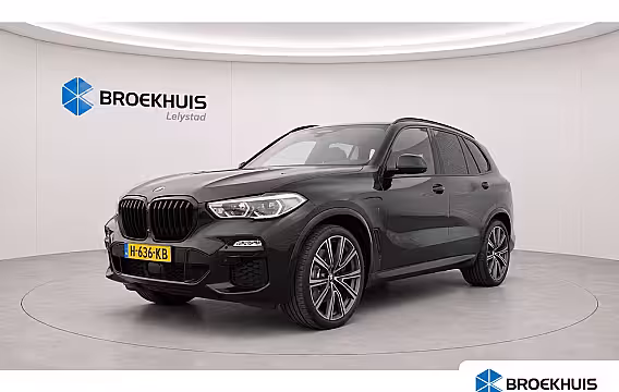 BMW X5 XDRIVE45E 394PK HIGH EXECUTIVE M-SPORT AUTOMAAT / NAVI / LEDER / LASER-LED / CLIMA / 22" L