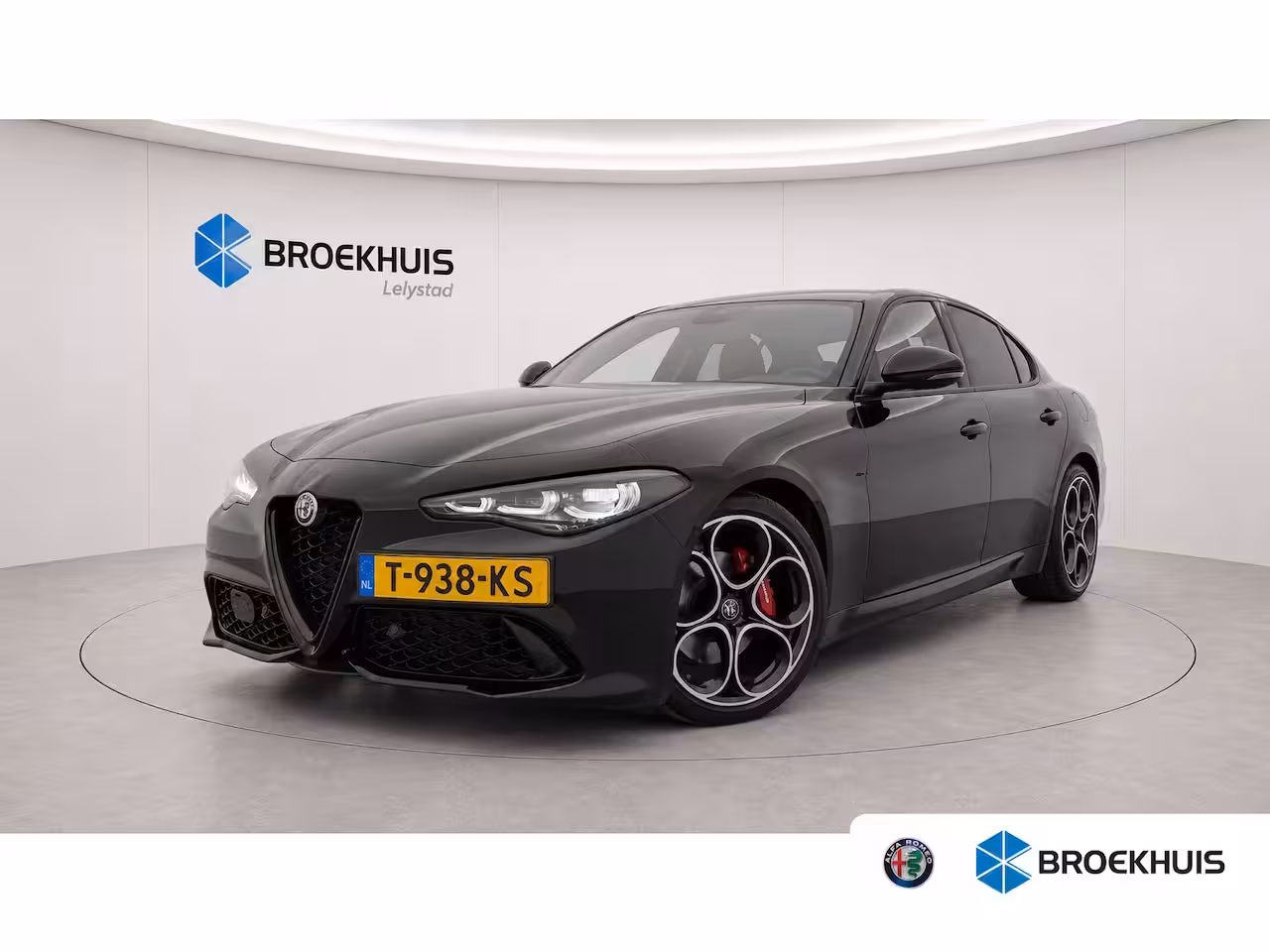 Alfa Romeo Giulia 2.0 TURBO 280PK AWD SPRINT NAVI / LEDER / FULL-LED / KEYLESS / 19" LMV / CAMERA / ADAPT. C