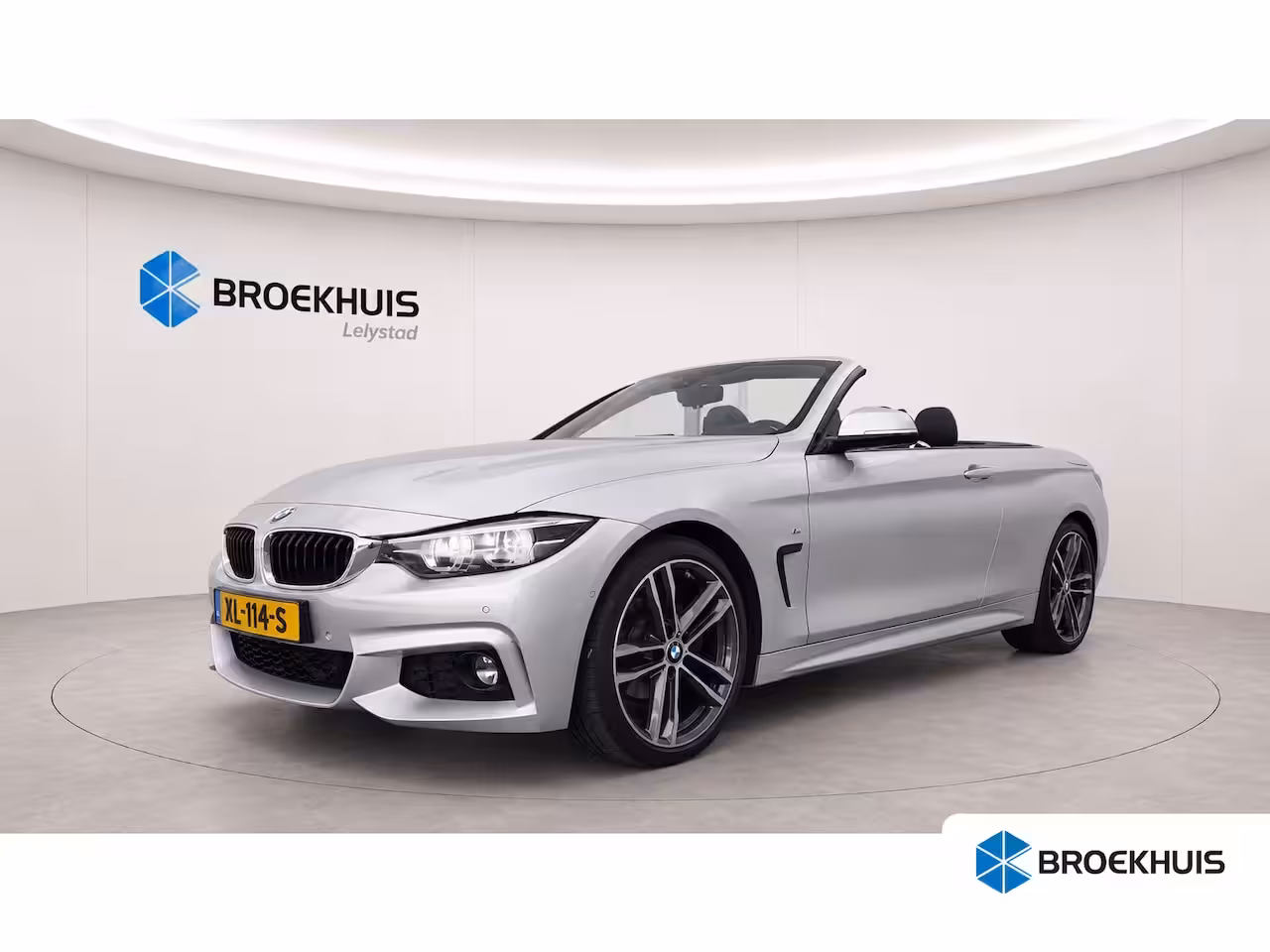 BMW 4-serie Cabrio 420i 183PK HIGH EXECUTIVE M-SPORT AUTOMAAT / NAVI / LEDER / FULL-LED / CLIMA / 19" LMV / K