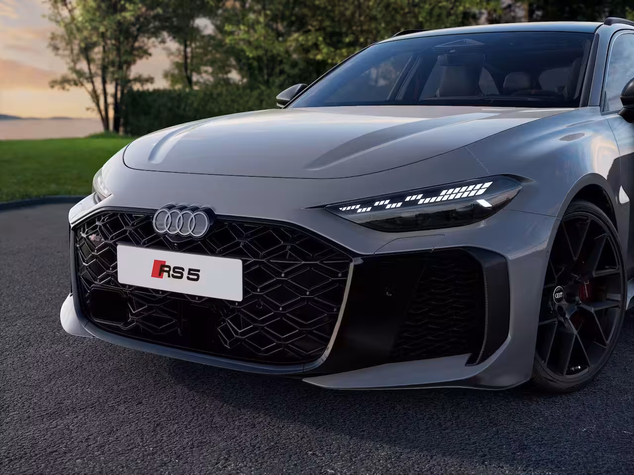 Audi RS5 Avant e-hybrid 640pk quattro | Sport Pakket | Keramische Remmen - Rode Remzadels
