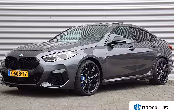 BMW 2-serie Gran Coupé M235i 306PK XDRIVE HIGH EXECUTIVE M-SPORT / NAVI / LEDER / FULL-LED / CLIMA / PDC / 19" LM