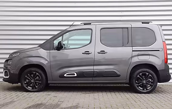 Citroën Berlingo Citroen 1.2 PURETECH 130PK SHINE AUTOMAAT / NAVI / CLIMA / LED / PDC / 17" LMV / CAMERA /
