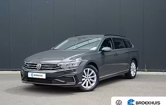 Volkswagen Passat Variant 1.4 TSI PHEV GTE Business SOH 92% | Achteruitrijcamera | Cruise control adaptief | Keyless