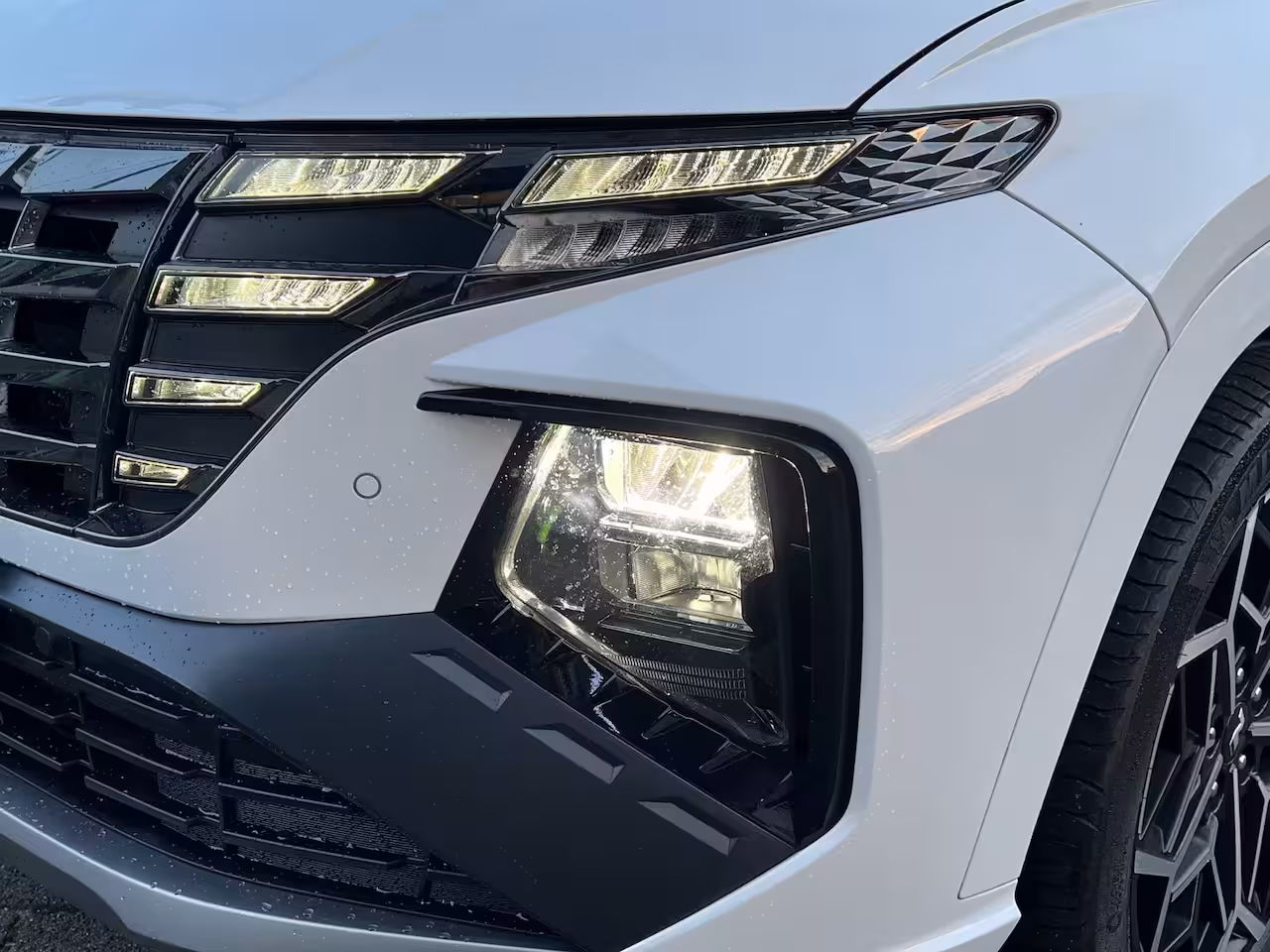 Hyundai Tucson 1.6 T-GDI 265pk PHEV N-Line 4WD | Leder | Climate | Keyless | Navigatie | Elek. Klep | Ful
