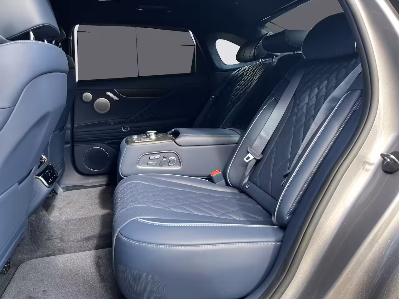 Genesis G80 94, 5kWh 370pk Luxury | BOMVOL | 4WD | Nappa Leder | Advanced Comfort Packet | Achterwielb