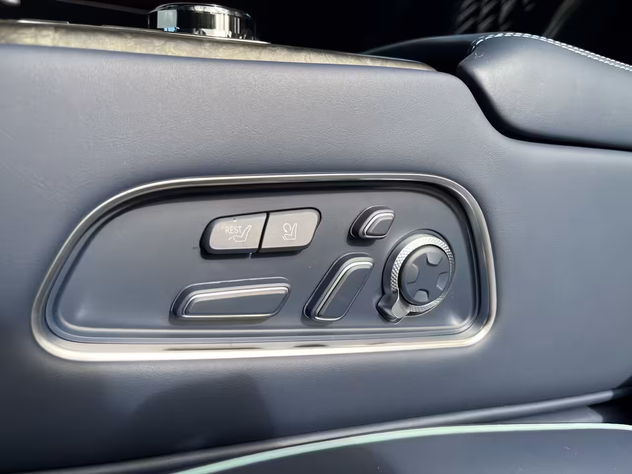 Genesis G80 94, 5kWh 370pk Luxury | BOMVOL | 4WD | Nappa Leder | Advanced Comfort Packet | Achterwielb