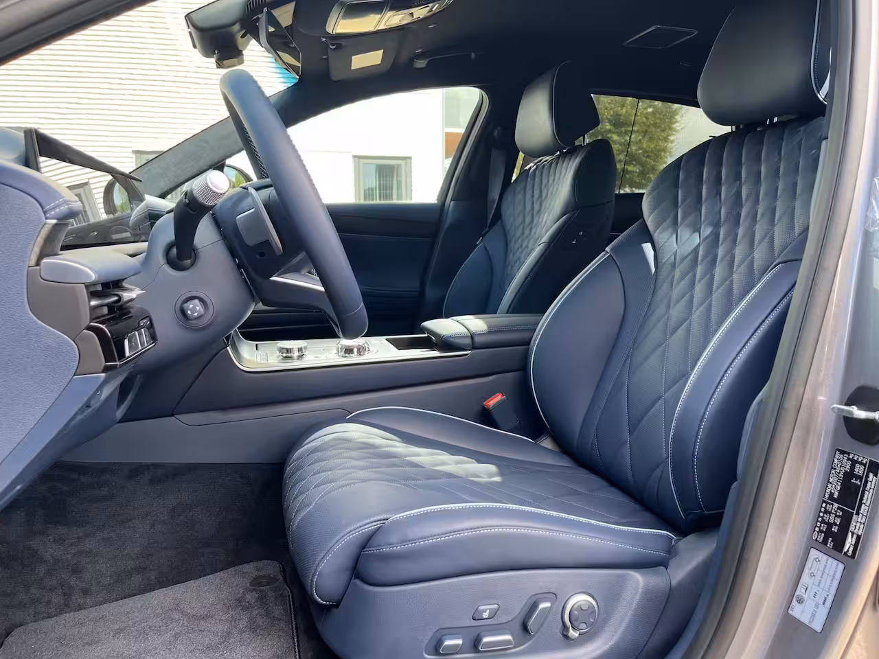 Genesis G80 94, 5kWh 370pk Luxury | BOMVOL | 4WD | Nappa Leder | Advanced Comfort Packet | Achterwielb