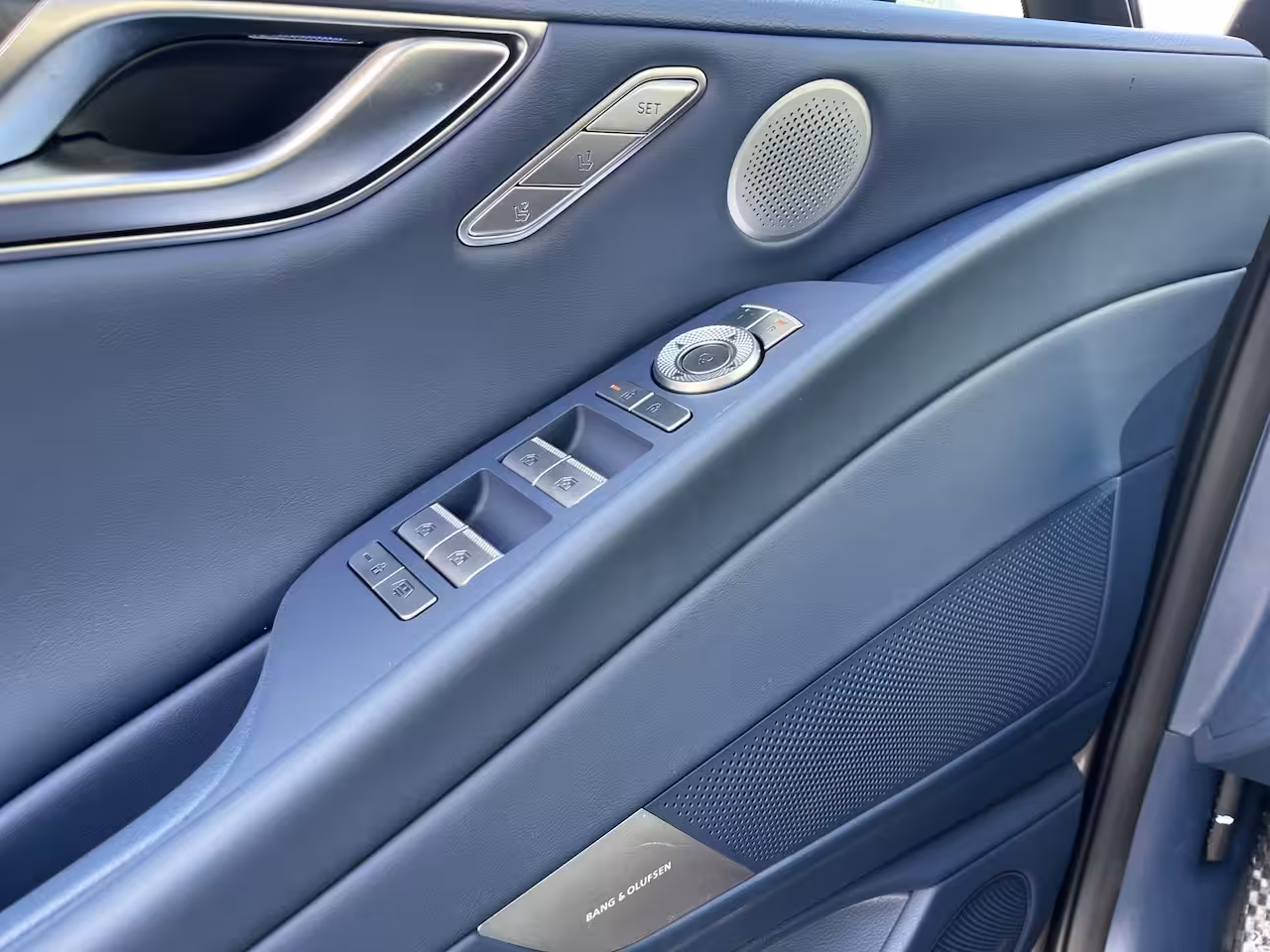 Genesis G80 94, 5kWh 370pk Luxury | BOMVOL | 4WD | Nappa Leder | Advanced Comfort Packet | Achterwielb