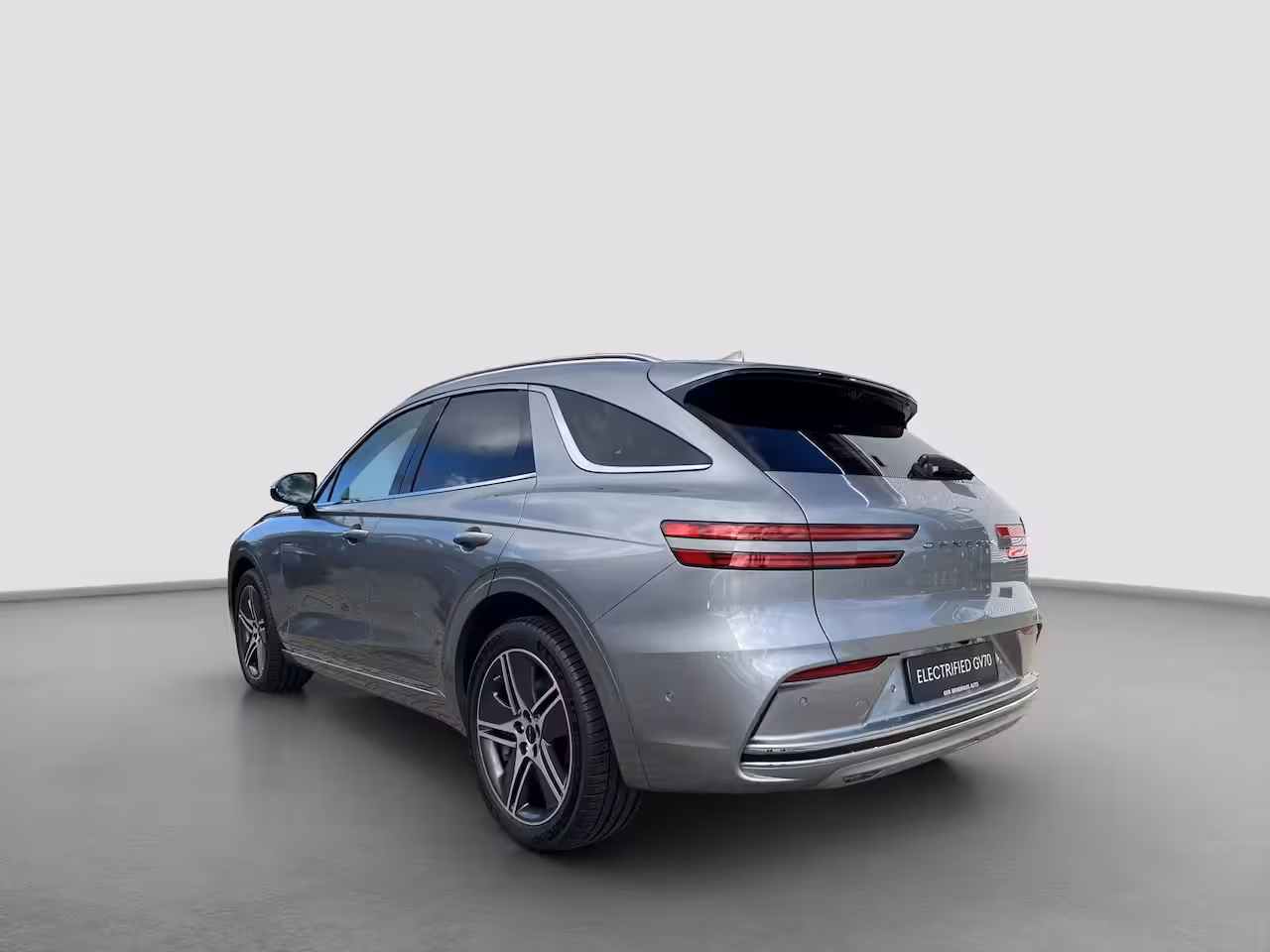 Genesis GV70 84kWh 490pk Luxury | BOMVOL | 4WD |V2L | Panoramadak | Stoelverwarming- ventilatie | Nappa
