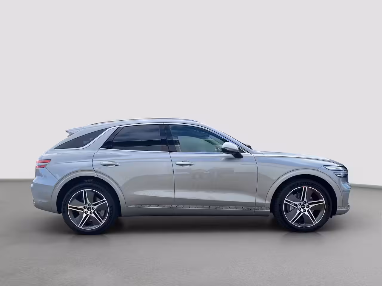 Genesis GV70 84kWh 490pk Luxury | BOMVOL | 4WD |V2L | Panoramadak | Stoelverwarming- ventilatie | Nappa