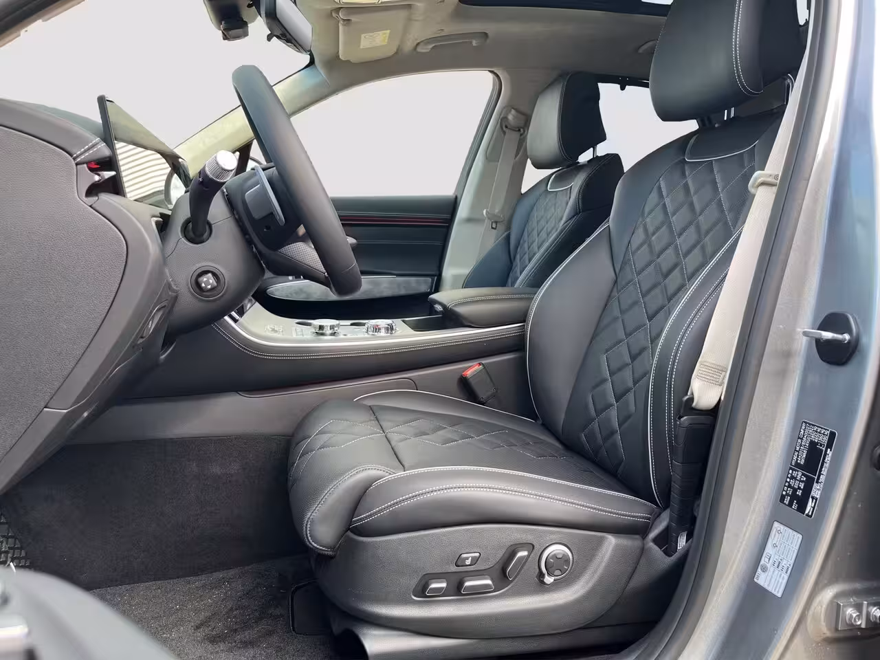 Genesis GV70 84kWh 490pk Luxury | BOMVOL | 4WD |V2L | Panoramadak | Stoelverwarming- ventilatie | Nappa