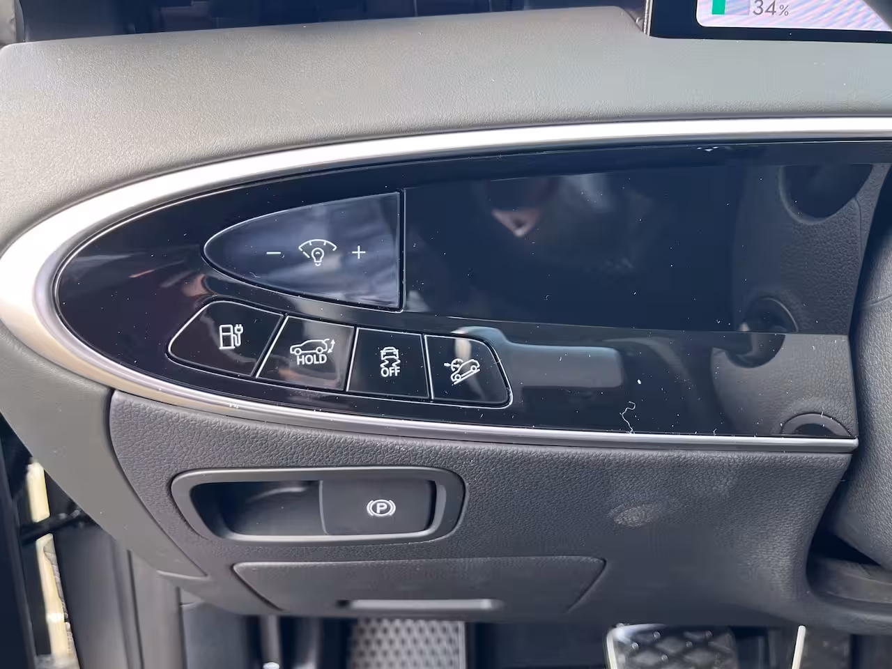 Genesis GV70 84kWh 490pk Luxury | BOMVOL | 4WD |V2L | Panoramadak | Stoelverwarming- ventilatie | Nappa