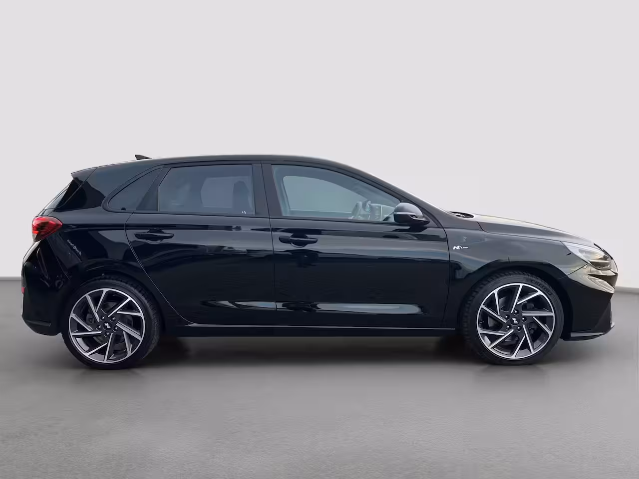 Hyundai i30 1.5 T-GDi 160pk MHEV N-Line Camera | Dodehoek detectie | Bestuurdersstoel met geheugen | D