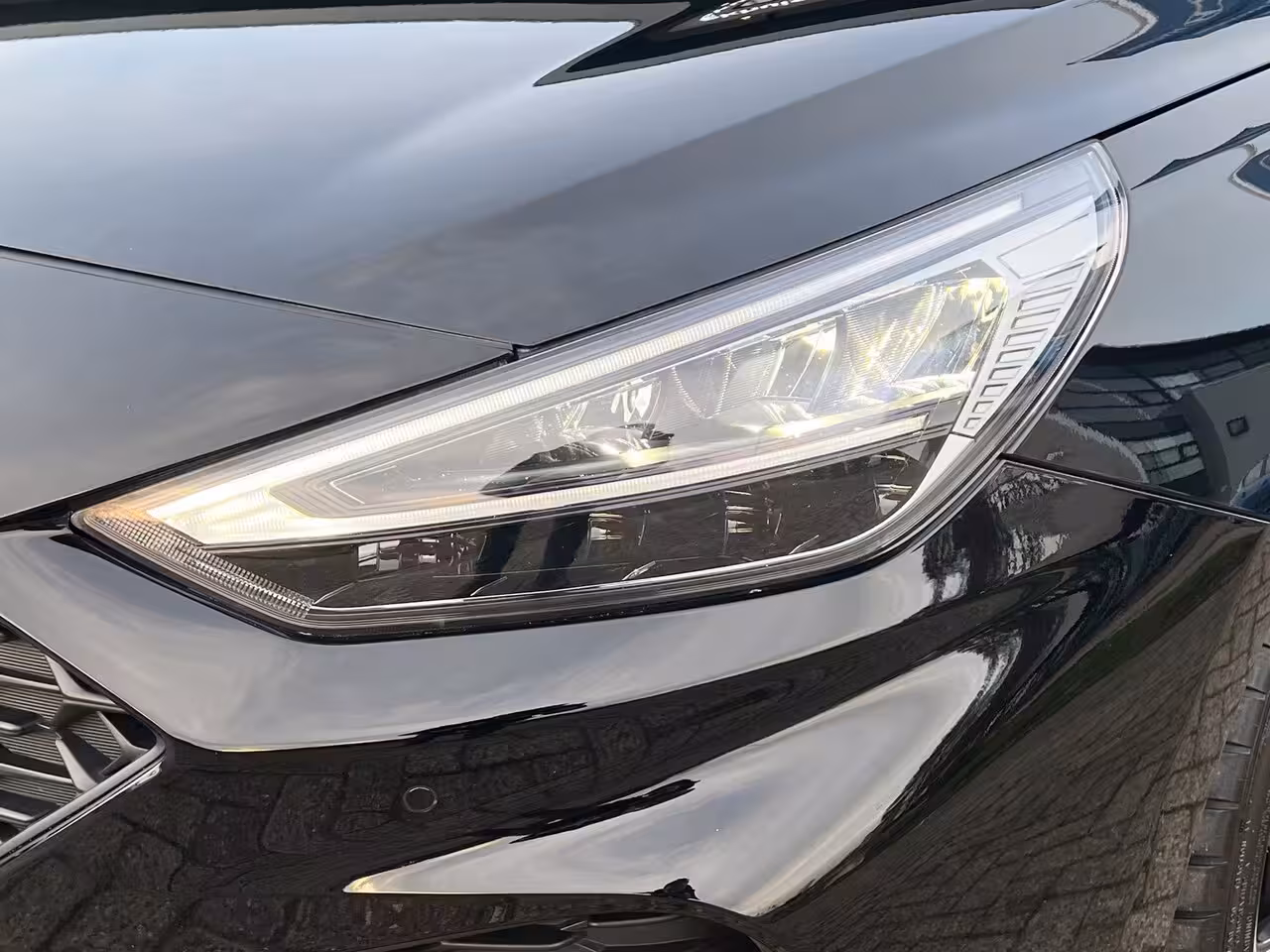 Hyundai i30 1.5 T-GDi 160pk MHEV N-Line Camera | Dodehoek detectie | Bestuurdersstoel met geheugen | D