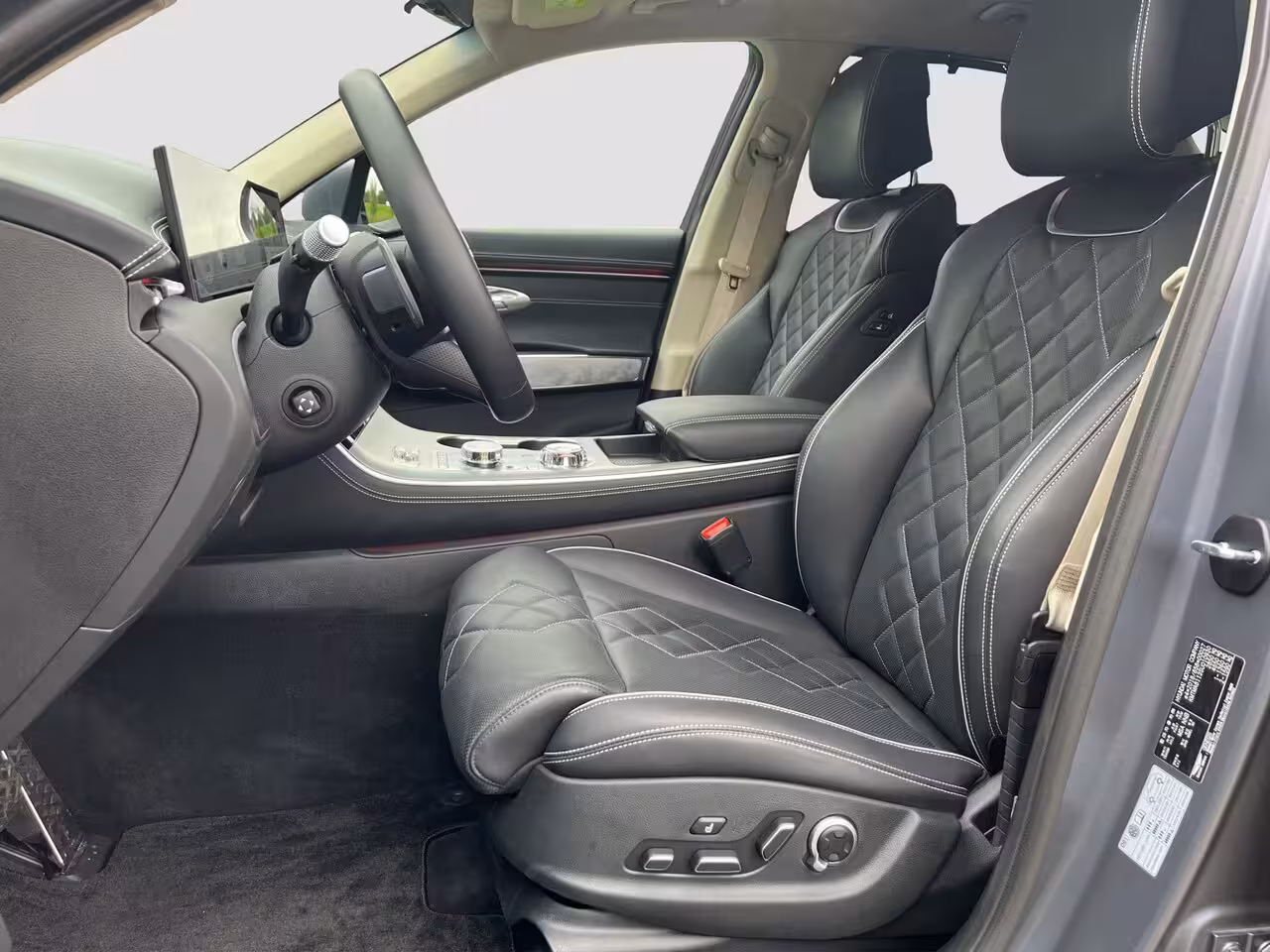 Genesis GV70 Performance Dual Motor Premium 84 kWh 490pk | Bestuurdersstoel met geheugen | 360 graden C