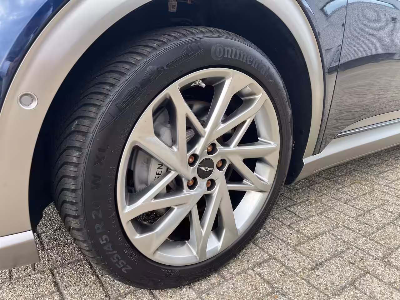 Genesis GV60 77.4kWh 217pk Sport | SOH 100%| 360 graden Camera | Panoramadak | Adaptive Cruise control
