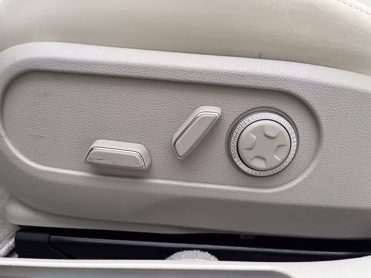 Genesis GV60 77.4kWh 217pk Sport | SOH 100%| 360 graden Camera | Panoramadak | Adaptive Cruise control