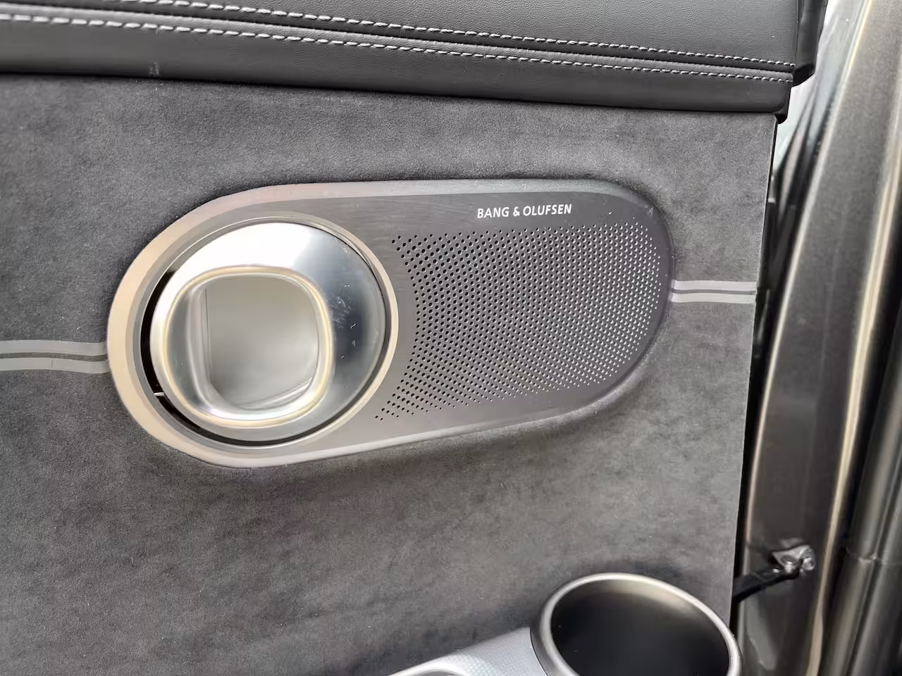 Genesis GV60 77kWh 318pk AWD Sport | Stoelverwaring-koeling | Stuurverwarming | Nappa Leder | 360 grade