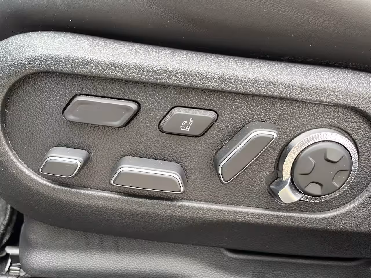 Genesis GV60 77kWh 318pk AWD Sport | Stoelverwaring-koeling | Stuurverwarming | Nappa Leder | 360 grade