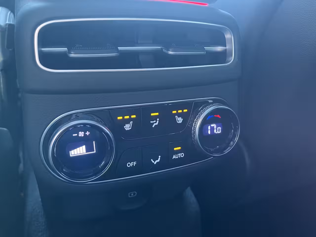 Genesis GV70 77kWh 490pk AWD Sport | SOH 100% | Stoelverwarming-verkoeling | Stuurverwarming | Panorama