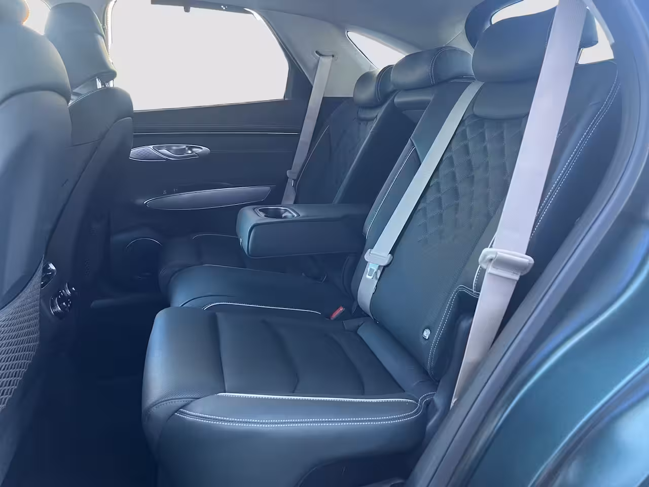 Genesis GV70 77kWh 490pk AWD Sport | SOH 100% | Stoelverwarming-verkoeling | Stuurverwarming | Panorama