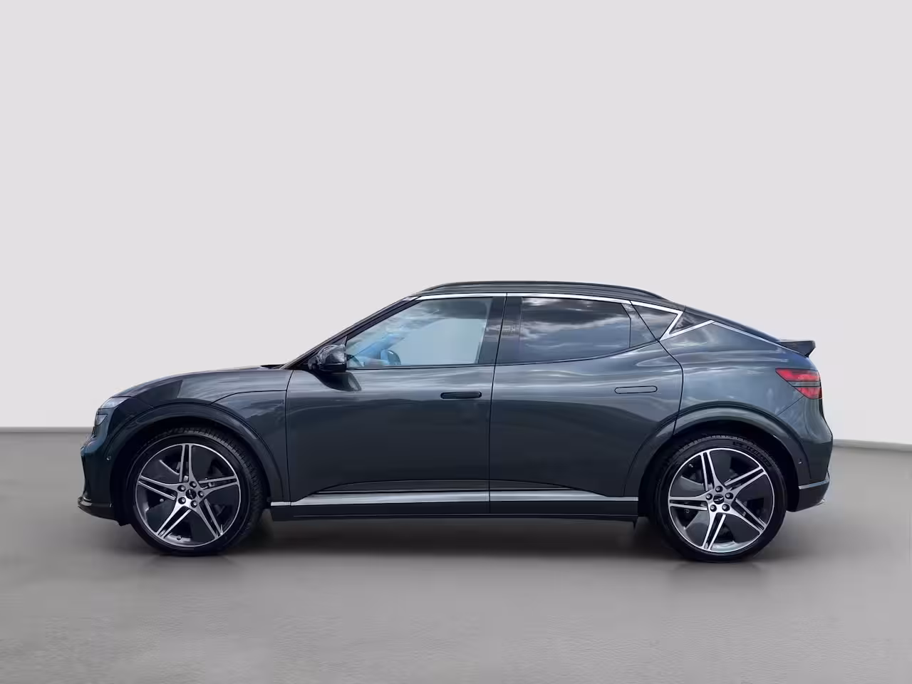 Genesis GV60 84 kWh 490pk Luxury AWD 5.400, - DEMO VOORDEEL | V2L | Nappa Leder | Bang & Olufsen | 21"