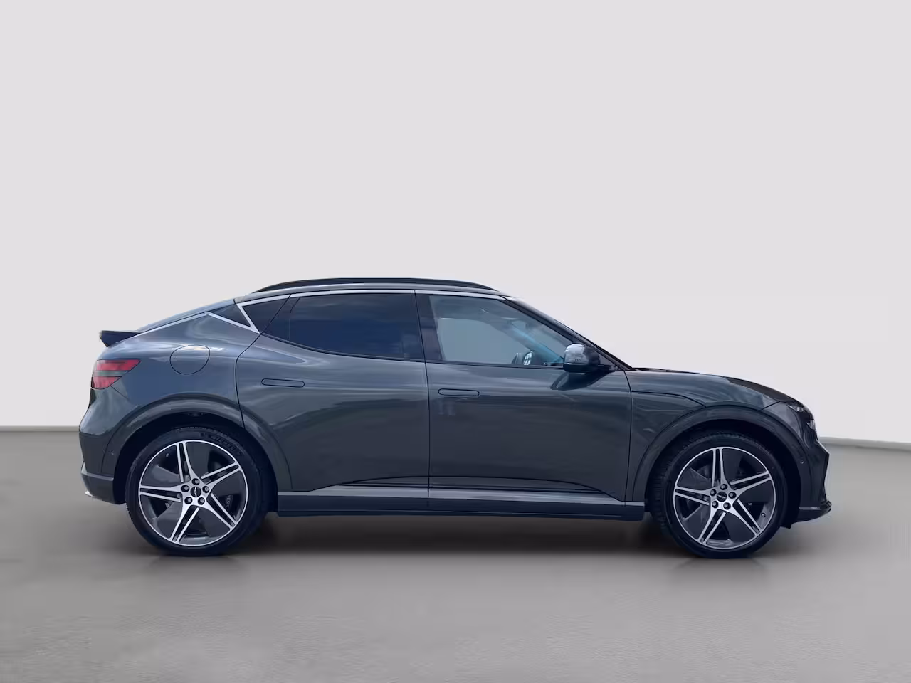 Genesis GV60 84 kWh 490pk Luxury AWD 5.400, - DEMO VOORDEEL | V2L | Nappa Leder | Bang & Olufsen | 21"