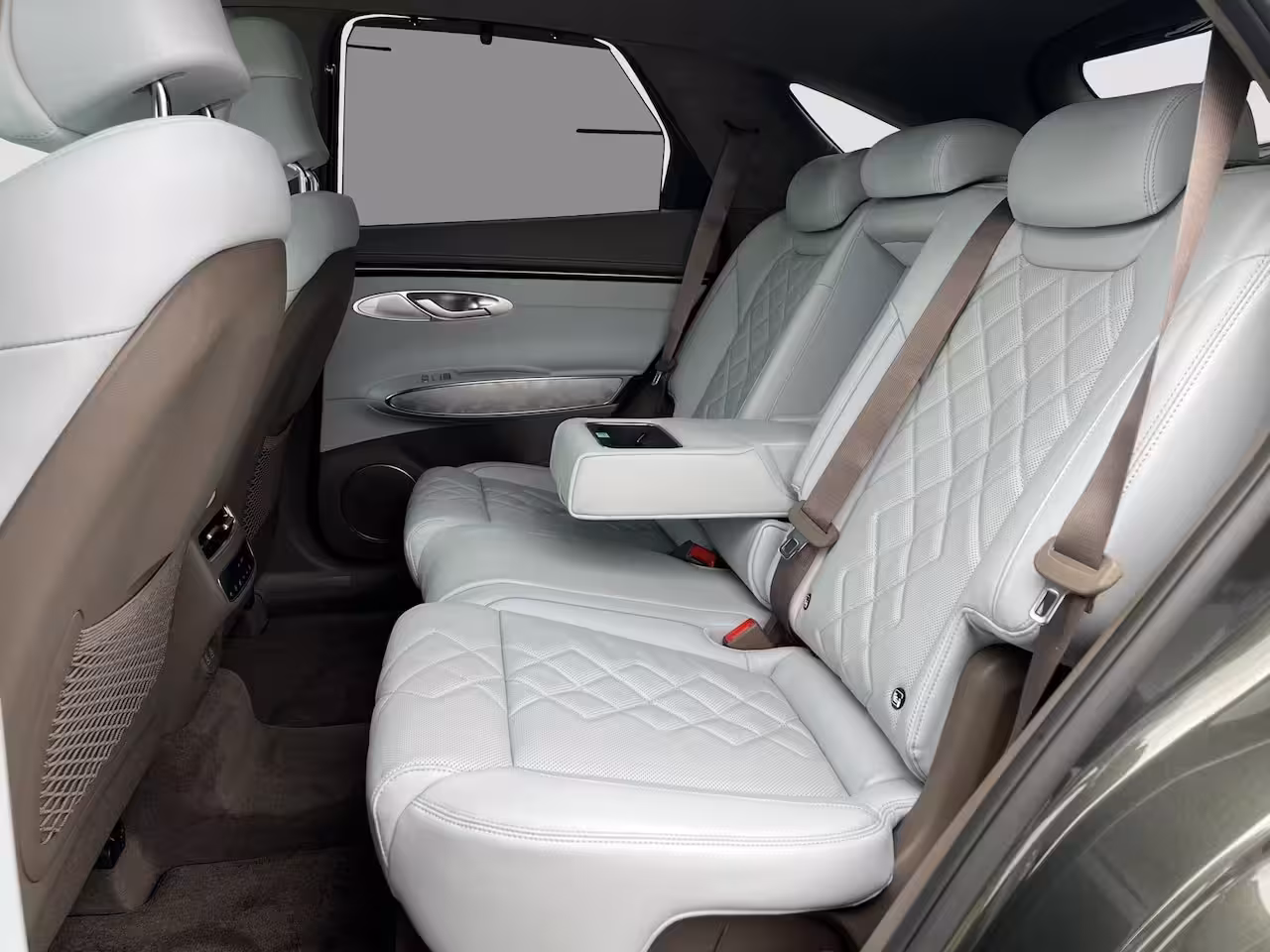 Genesis GV70 84 kWh 490pk Performance AWD Premium | 10.150, - DEMO VOORDEEL | V2L | Nappa Leder | Bang