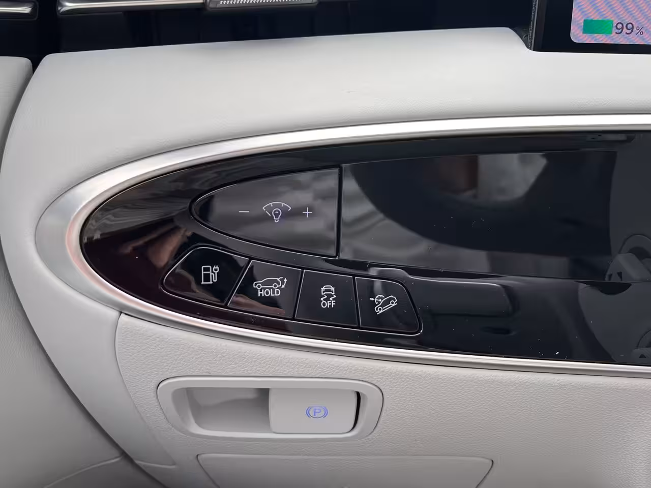 Genesis GV70 84 kWh 490pk Performance AWD Premium | 10.150, - DEMO VOORDEEL | V2L | Nappa Leder | Bang